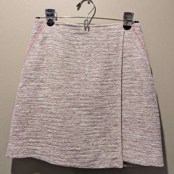 LOFT Pink Tweed Mini Skirt - Picture 1 of 4